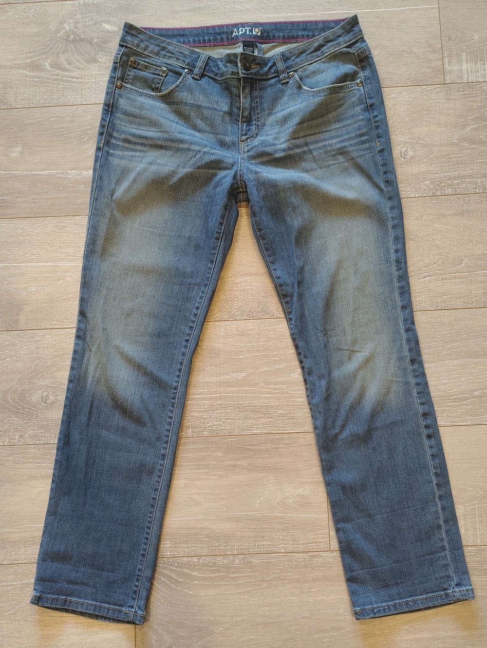 Apt. 9 Women's Faded Blue Straight-Leg Jeans
